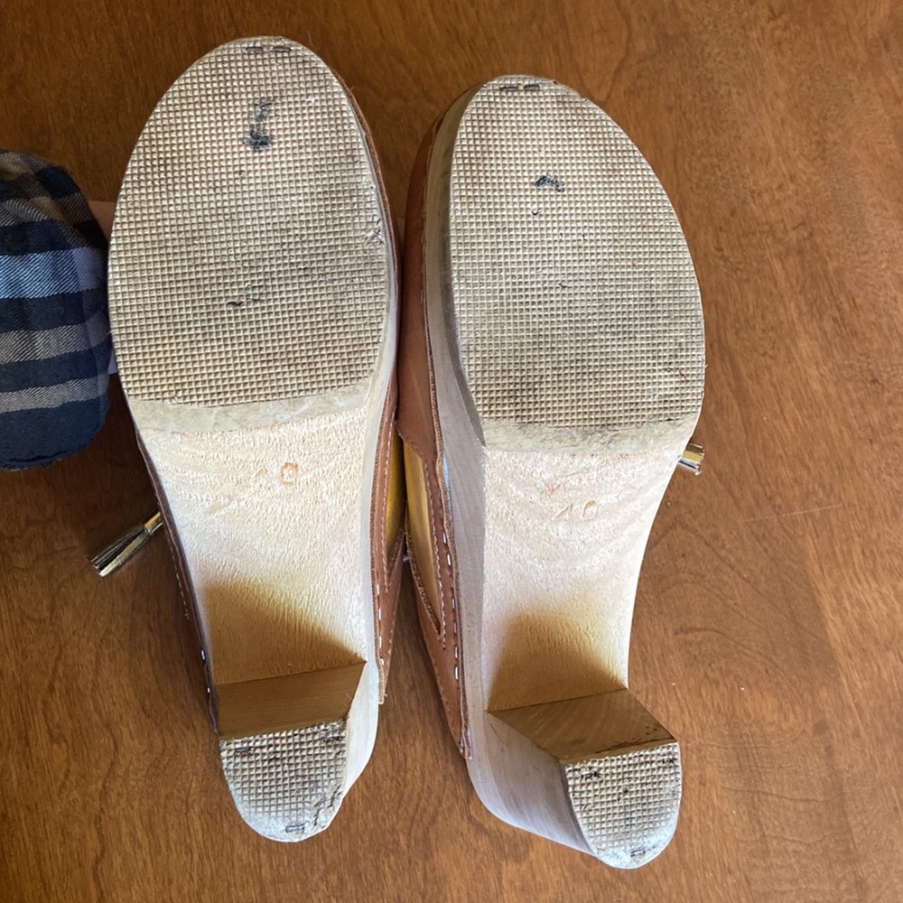 Maguba Swedish Clogs - image 7